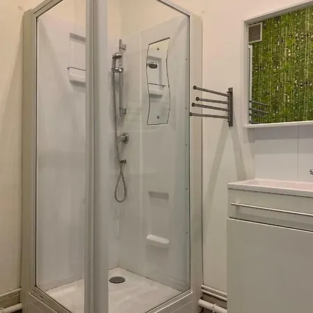Cocoonin' Apartment